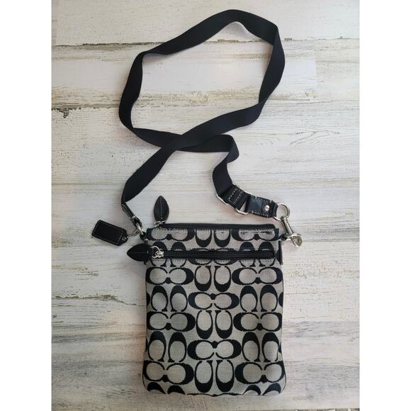 Coach Signature Jacquard CC Crossbody Bag Leather Accents Leaf Zipper Pull - Picture 2 of 10